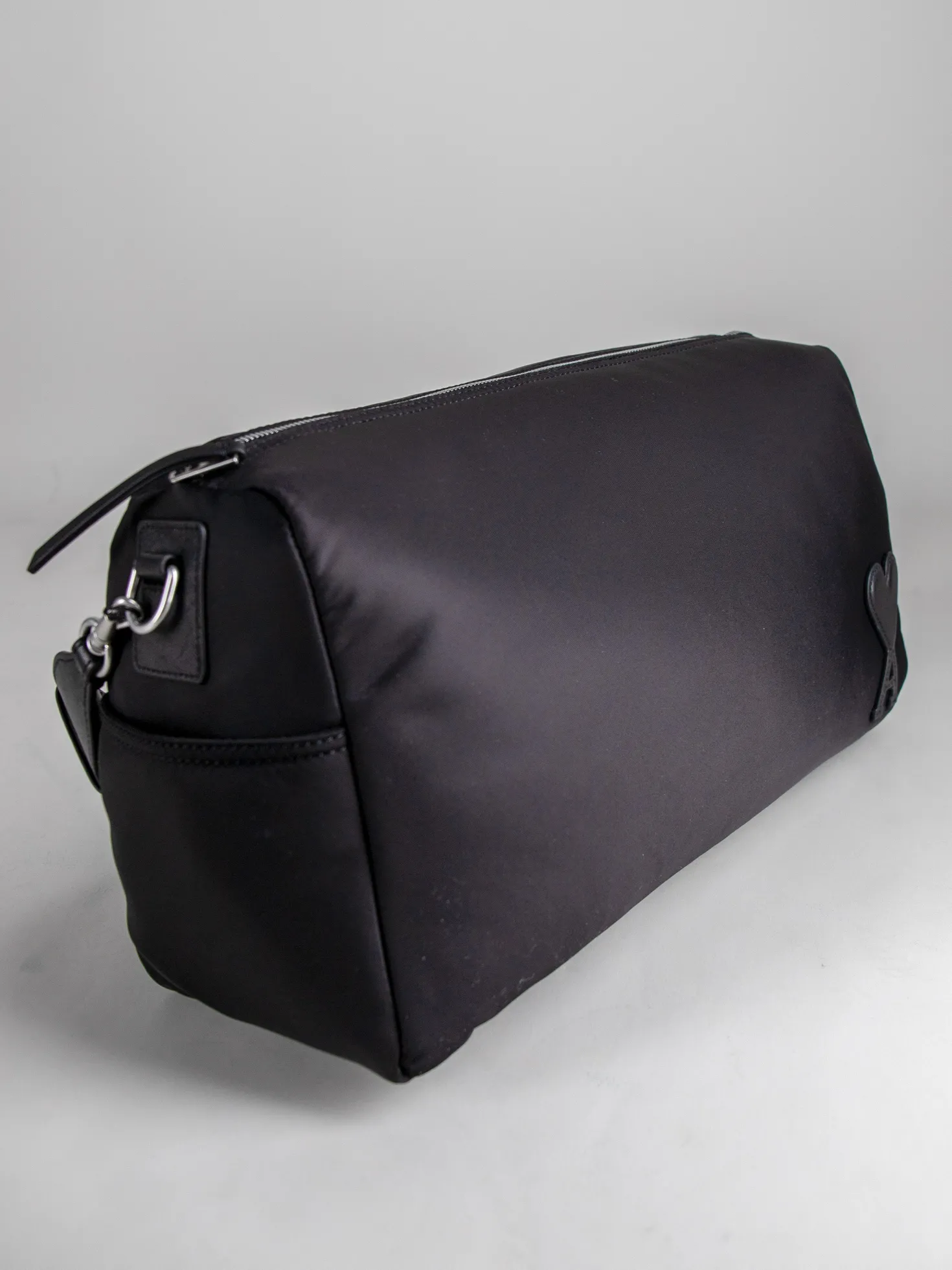 AMI Paris Tas Zwart LL706 Nylon