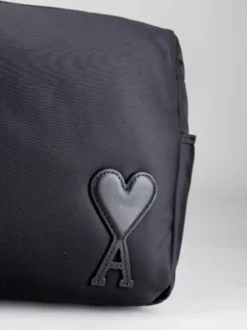 AMI Paris Tas Zwart LL706 Nylon