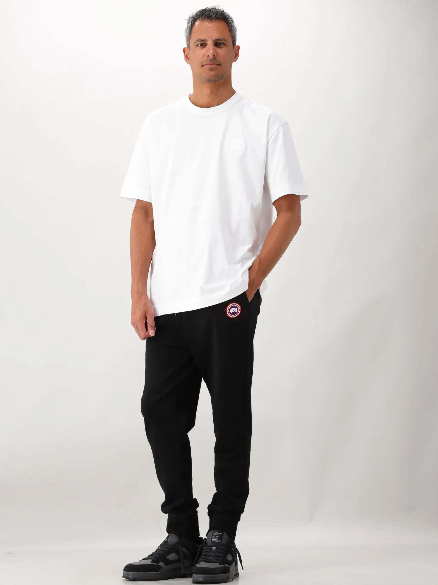 Canada Goose T-shirt Wit Gladstone Embroidered Disc White