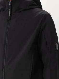 C.P. Company Jas Zwart Shell-R Hooded Softshell Lens