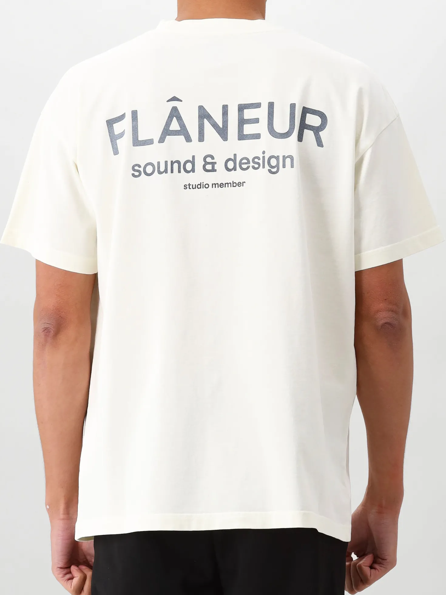 Flâneur T-shirt Wit Sound & Design
