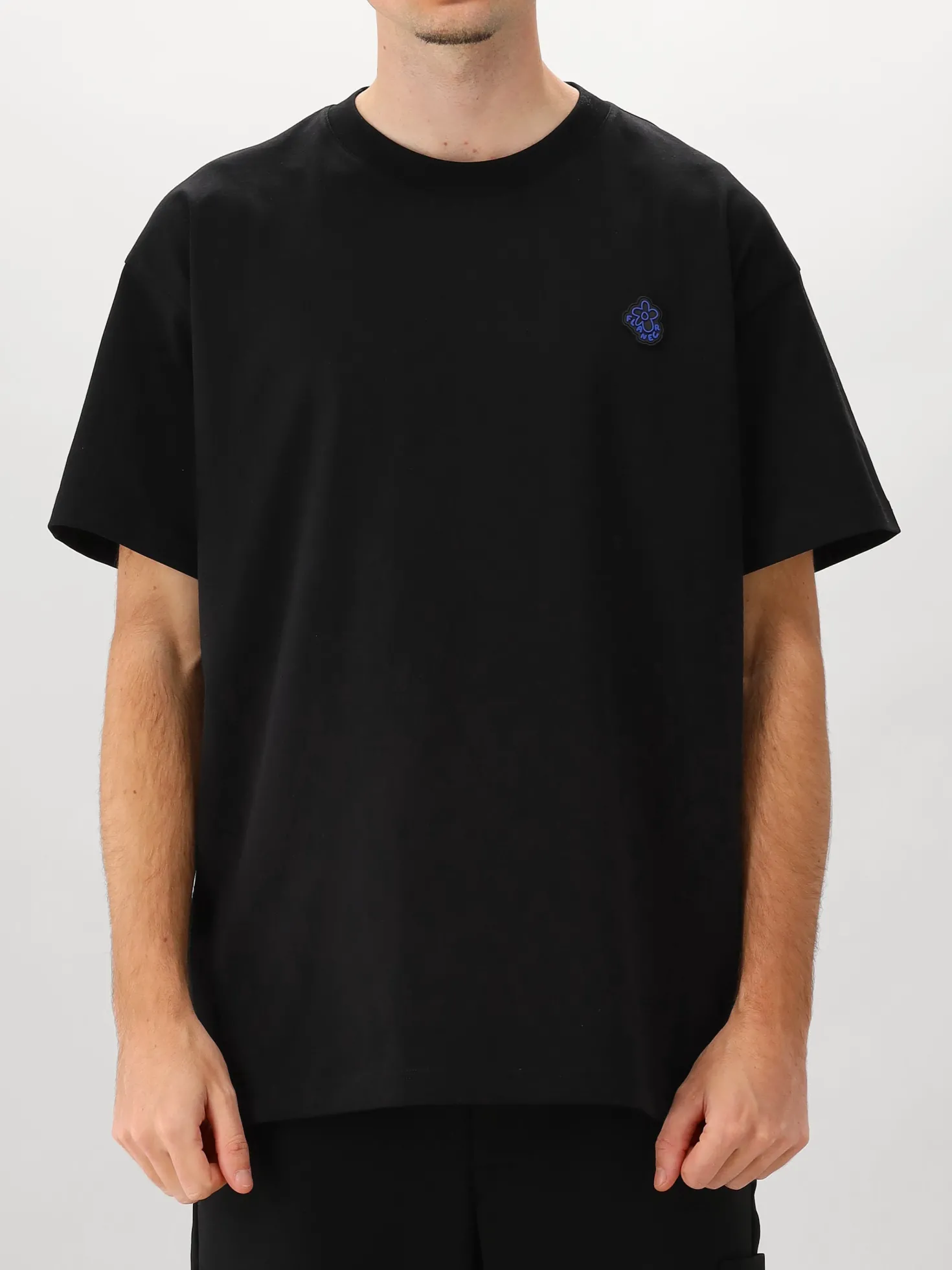 Flâneur T-shirt Zwart Rubber Blossom