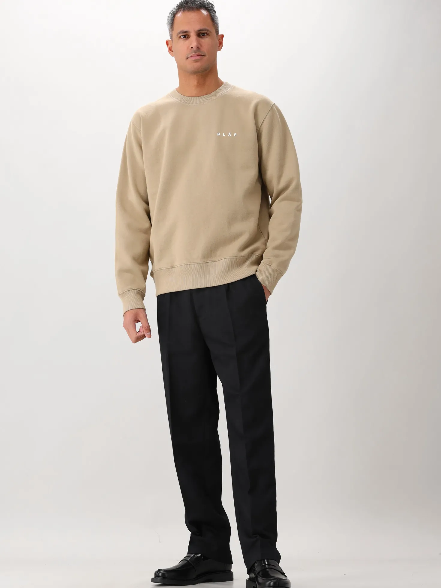 Ølaf Sweater Beige Brushstroke Face
