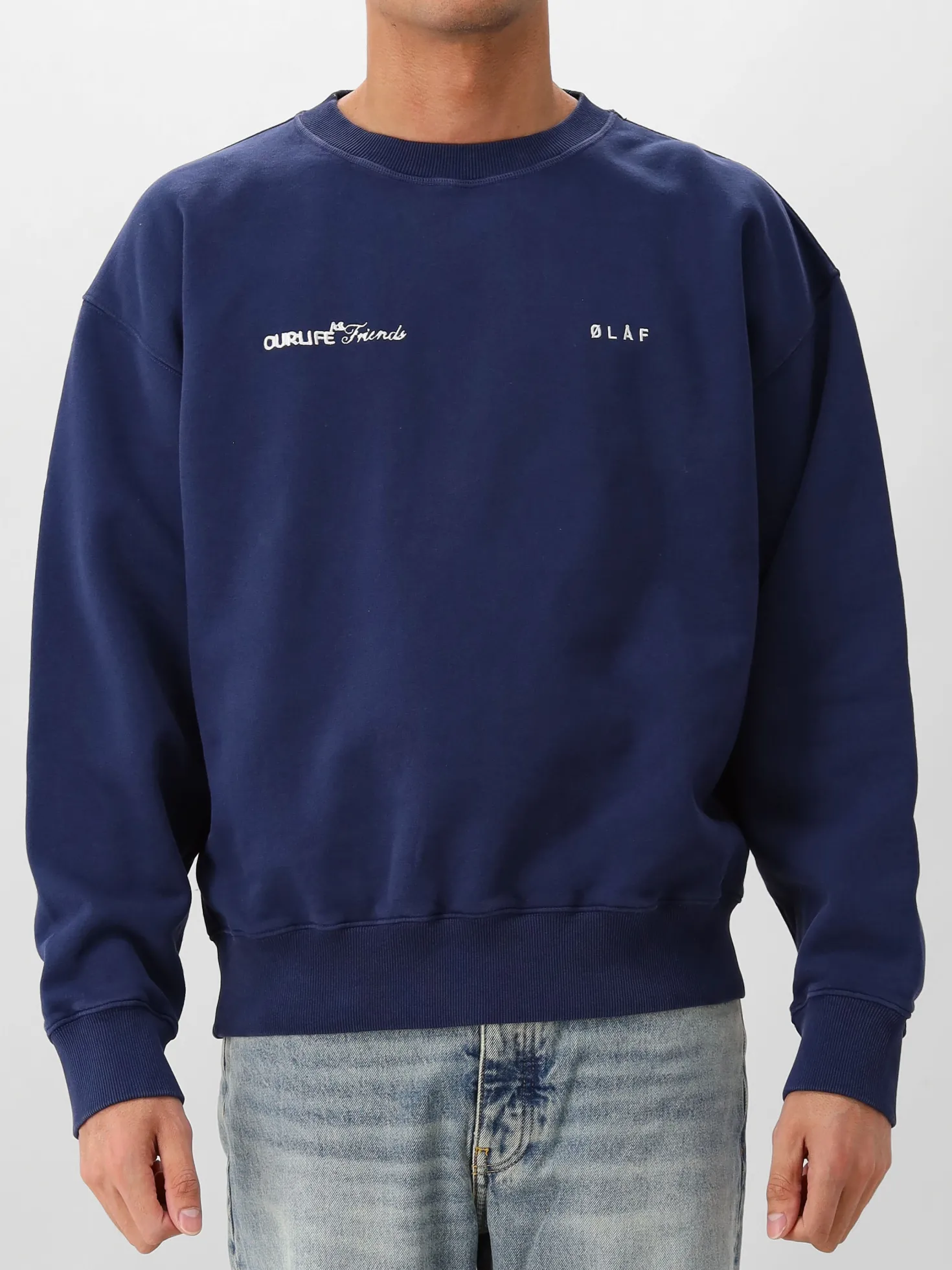 Ølaf Sweater Blauw Script Friends Boxy