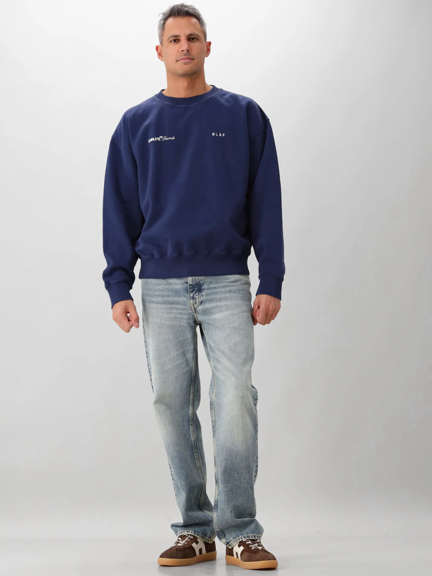 Ølaf Sweater Blauw Script Friends Boxy