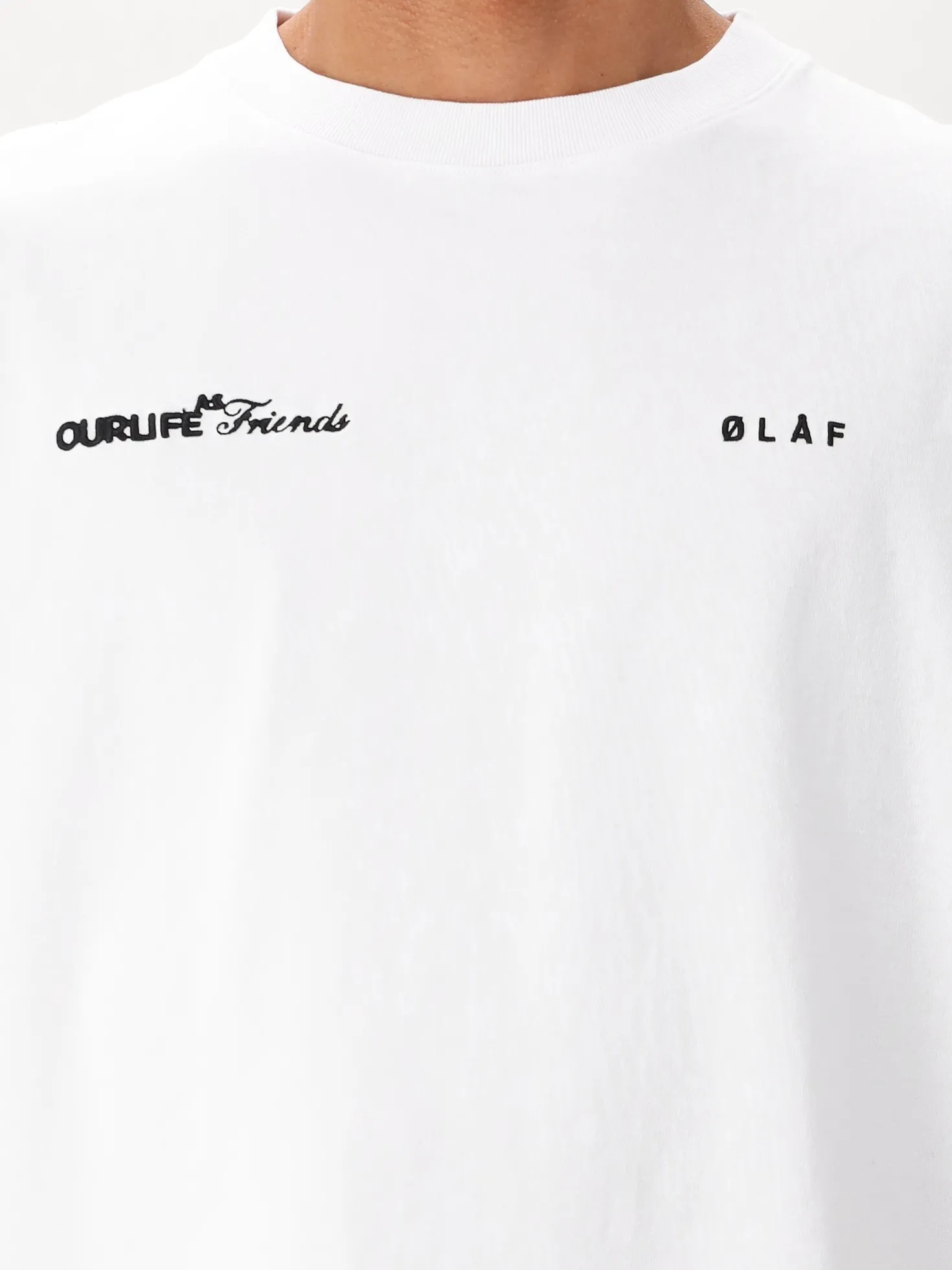 Ølaf T-shirt Wit Script Friends Boxy