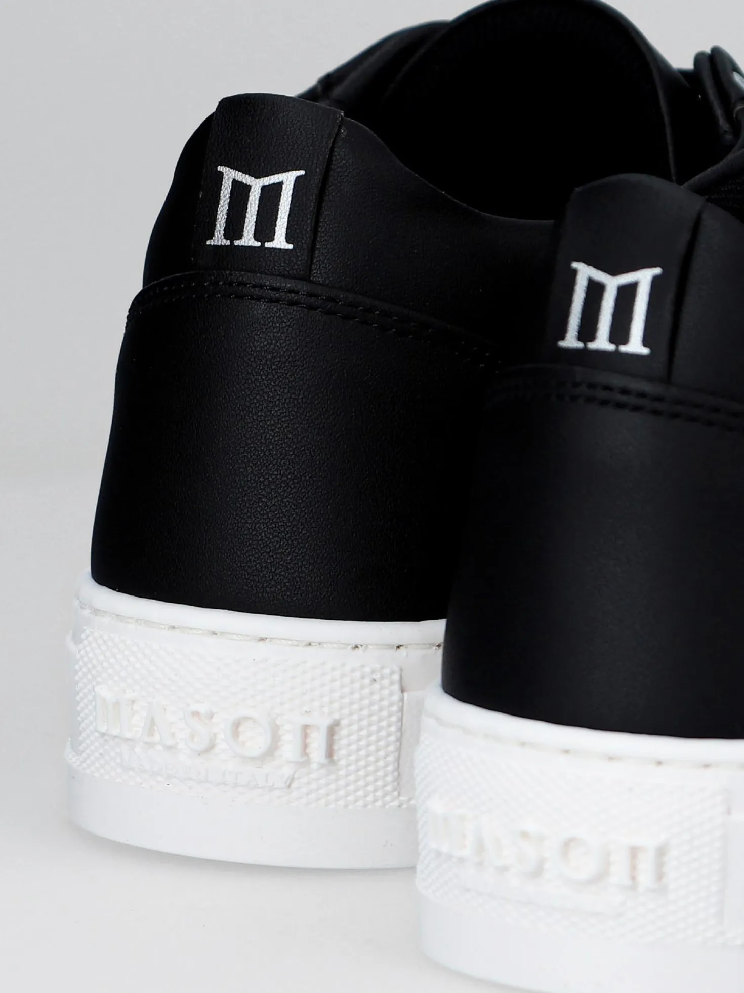 Mason Garments Sneakers Zwart Tia Nuovo ESS-1G